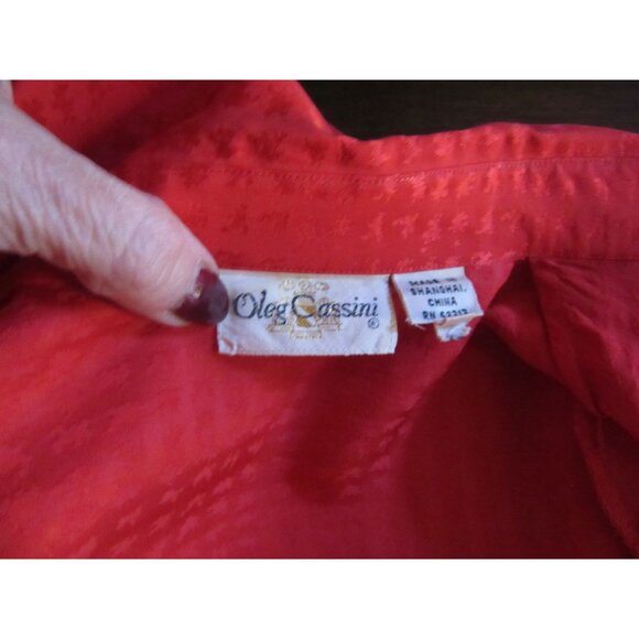 Vintage Oleg Cassini Red Textured Silk Button-Up Shirt Size 4 Long Sleeve Collar - Picture 7 of 8